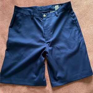 Vineyard Vines golf shorts